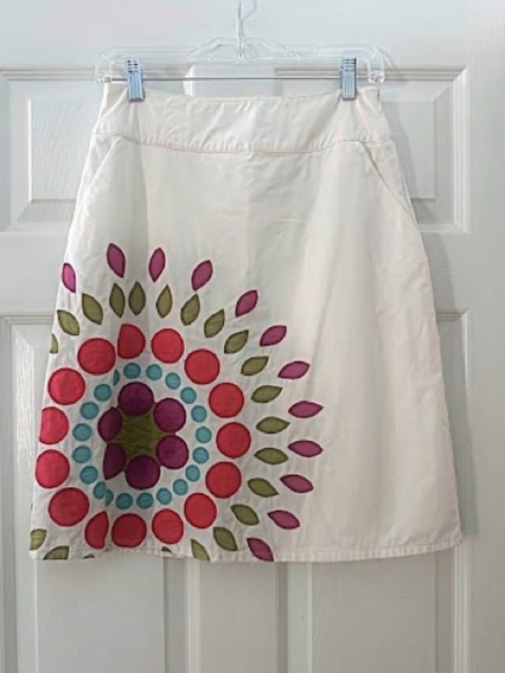 Boden A-Line Skirt with Floral Appliqué, Size 4 (US)